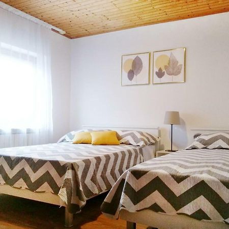 Apartments Saraden Vodice Ngoại thất bức ảnh