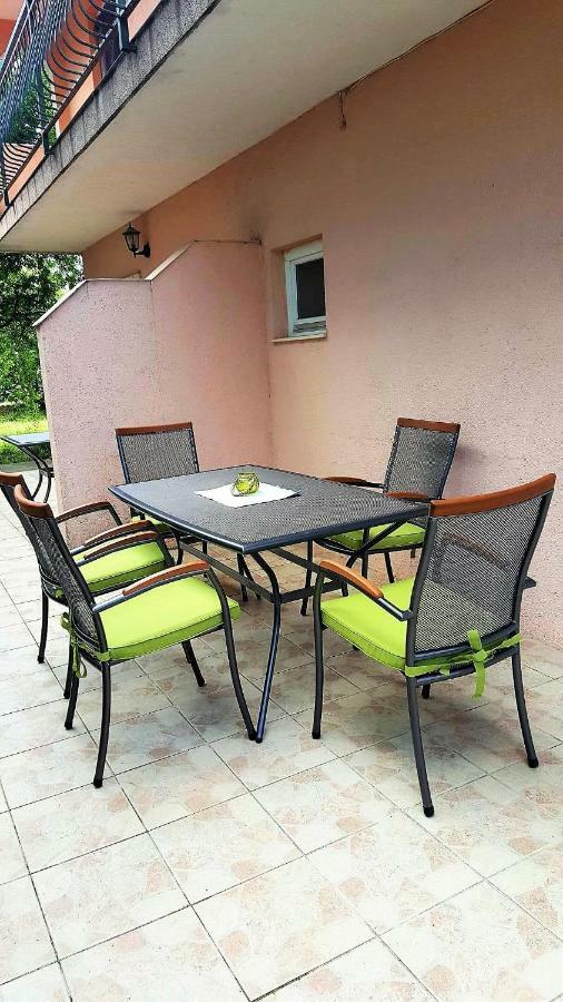 Apartments Saraden Vodice Ngoại thất bức ảnh